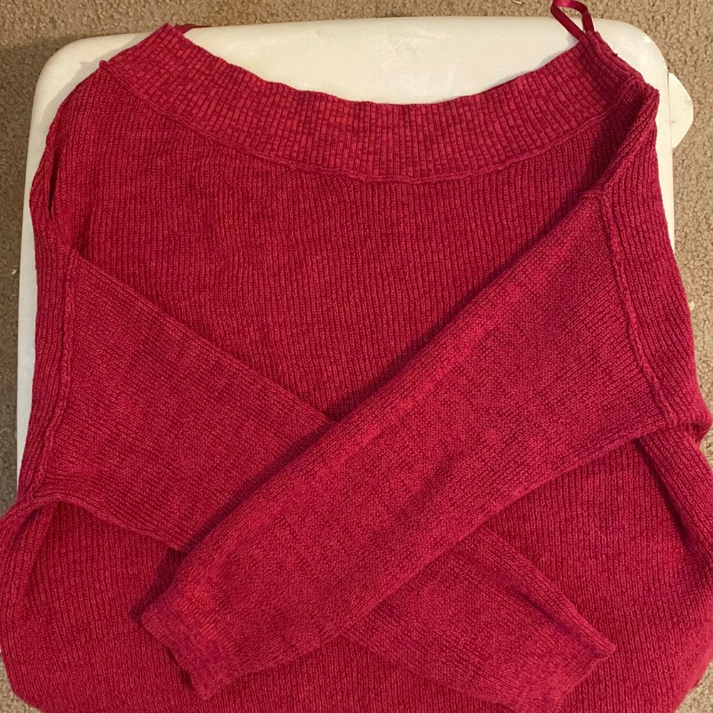 Scoop neck sweater